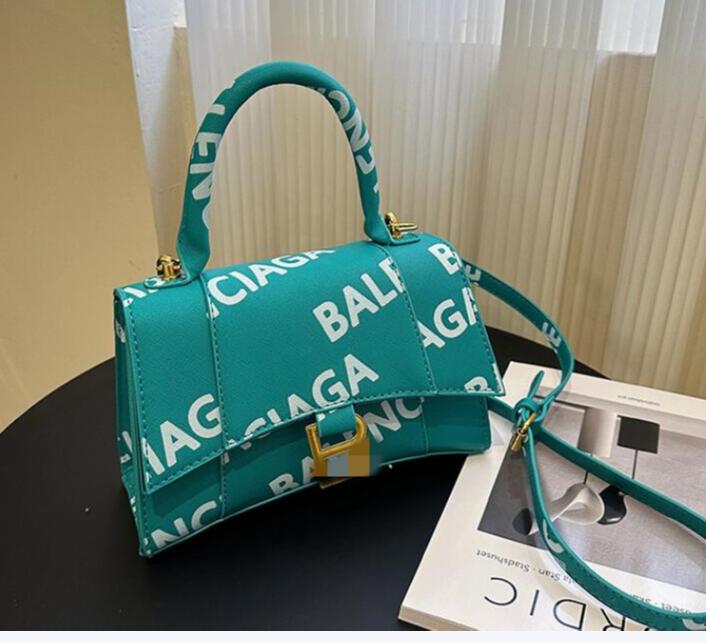 

Fashion Design PU Leather Crossbody Bags for Women Luxury Korean Version Simple Shoulder Bag Female Purse and Handbag H0593