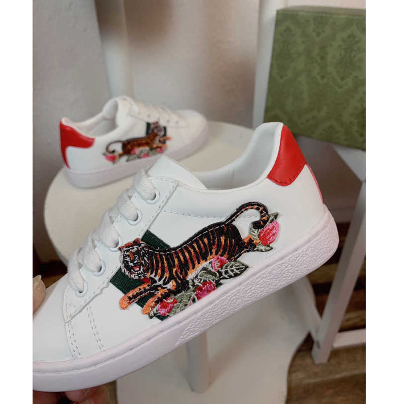 

23ss designer brand kids sports shoess tiger embroidery boys gril logo Small white shoes Spring Autumn intracortex board shoes size 23-35 a1