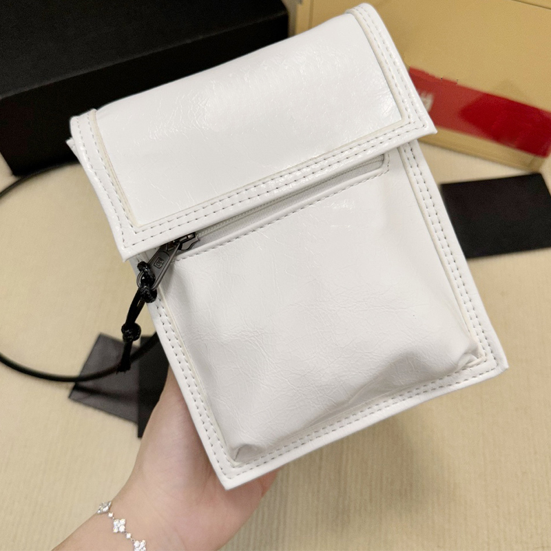 

Oblique span bag one shoulder bag women's luxury bag hold bag niche design brand-name bag purse mobile phone bag fashion one shoulder small purse zero purse 15*20, White