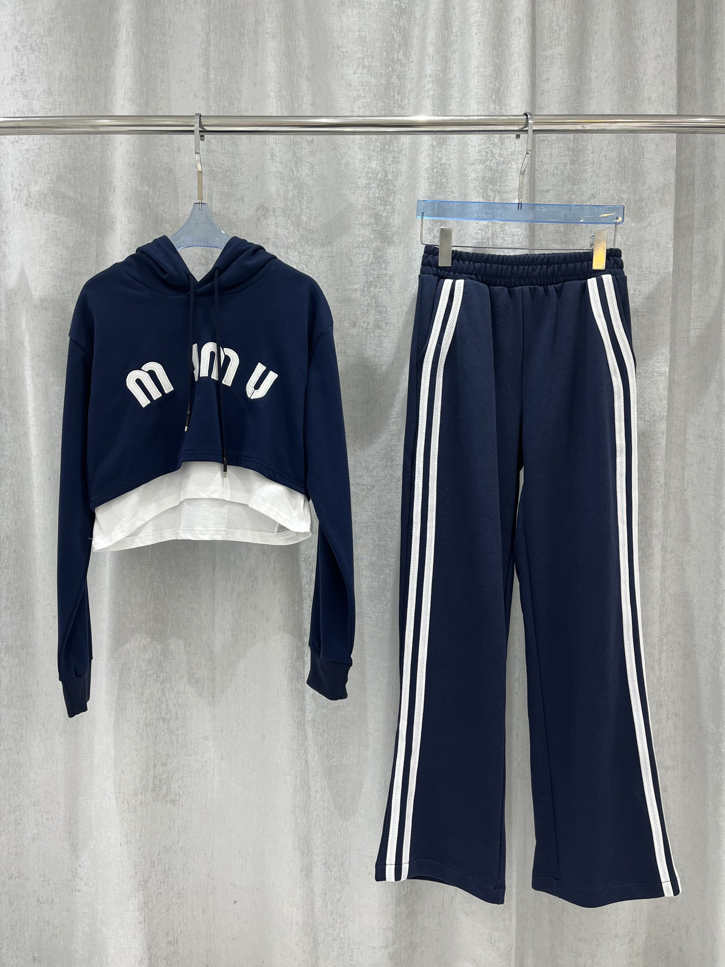 

Luxury Womens Two Piece Women' Tracksuits Pants Custom Patch embroidered lettering trim hooded short suit long sleeve Pullover Tops, Black