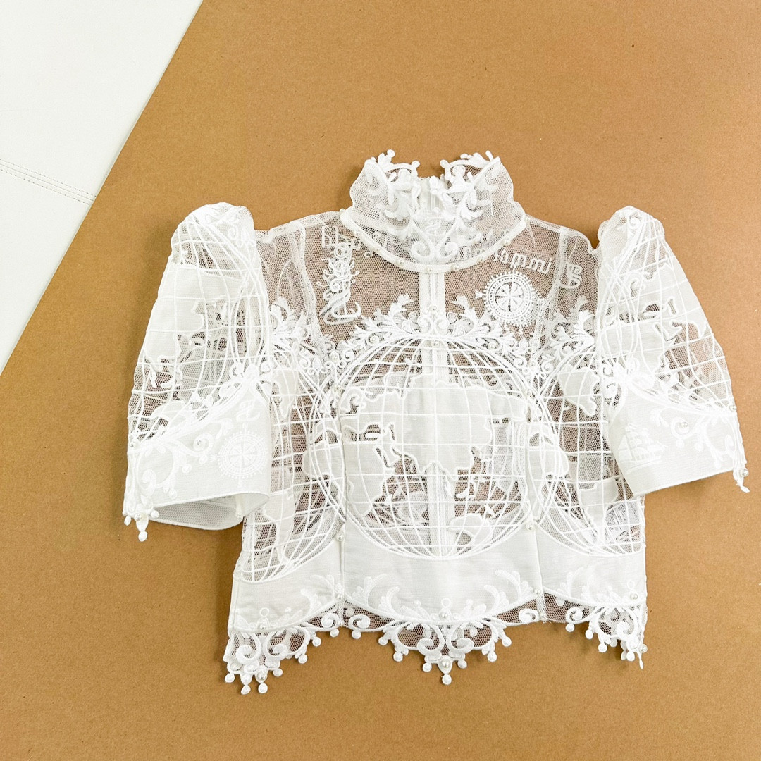 

Women' Blouses & Shirts Spring and summer 2023 Australian designers design versatile temperament, slim fit, fashionable white small stand collar top, Ivory