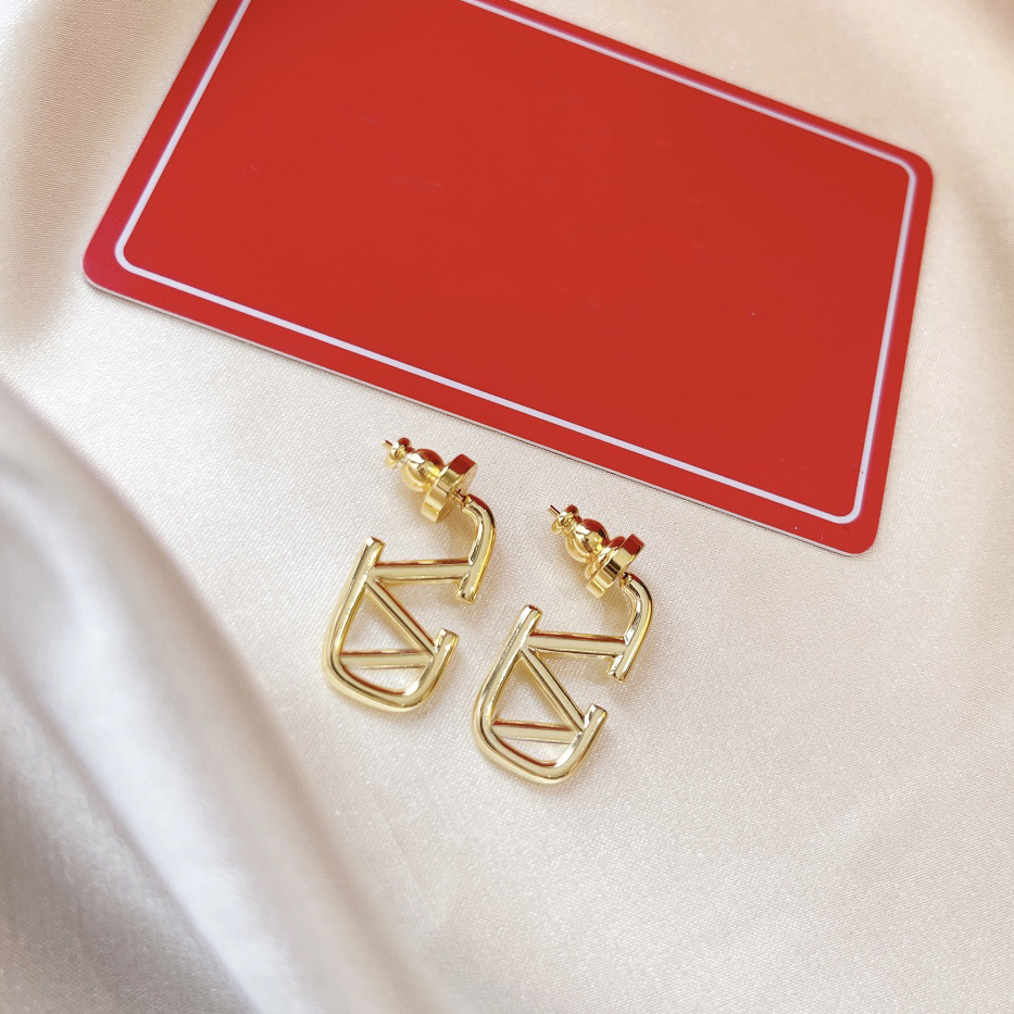 

Designer Earring Letter VLogo Stud Earing Luxury Women Fashion Hoop Jewelry Metal Valentinoity Earring hjmm