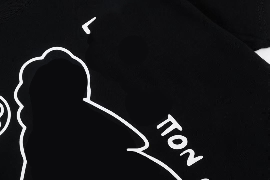 

2023 New men's fashion clothing summer street casual fashion designer printed short sleeve classic color matching net red the same couple's luxury Beauty sign, Black