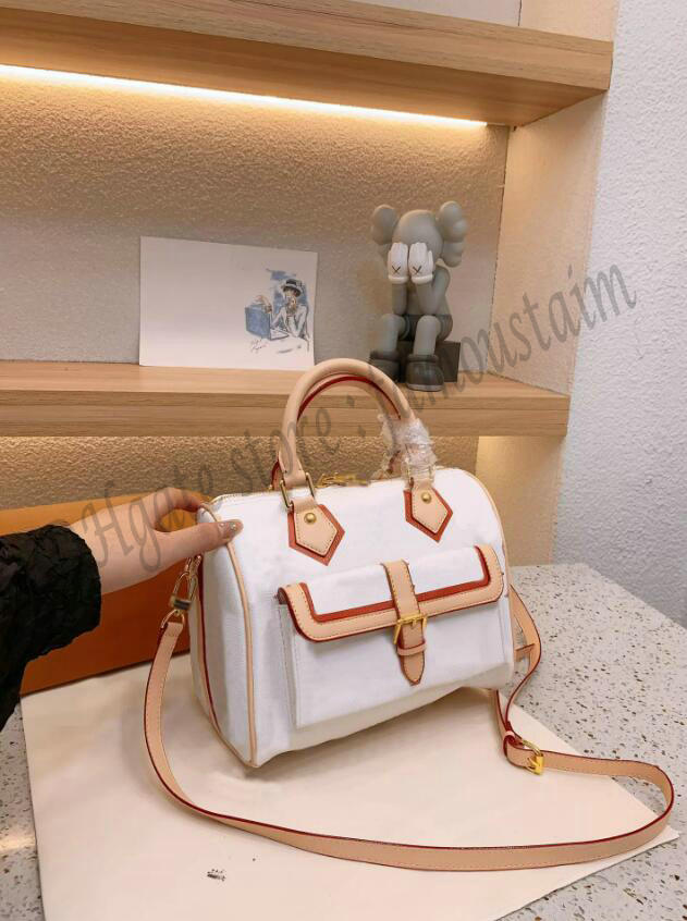 

Fall for you Pillow Bag luxurys XS Speedy handbag Designer Luxury Shoulder Bag 26cm Cross Body With Lock leather strap key bell travel shopping bags external wallet, 03