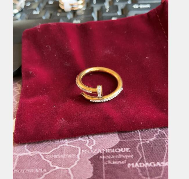 

Carti Nail Ring Women Luxury Designer Jewelry Couple Love Rings Stainless Steel Alloy Gold-Plated Process Fashion Accessories Never Fade Not Allergic Size 5-11