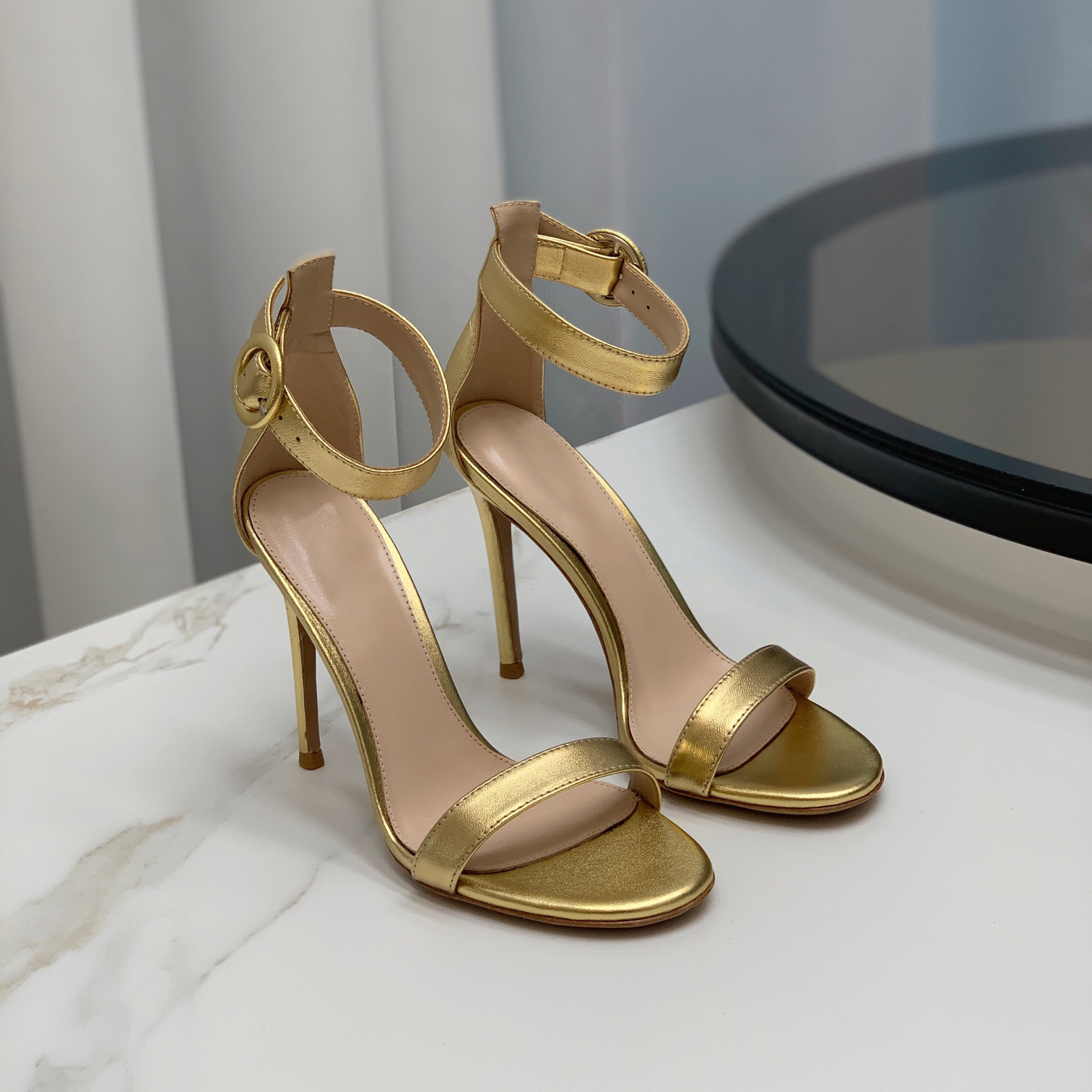 

Womens Fashion Designer Shoes Sandals High Heels Evening Shoes Exquisite Leather and Buckle Made of Imported Sheepskin Fabric Lined with Sheepskin Size 34-42, Green