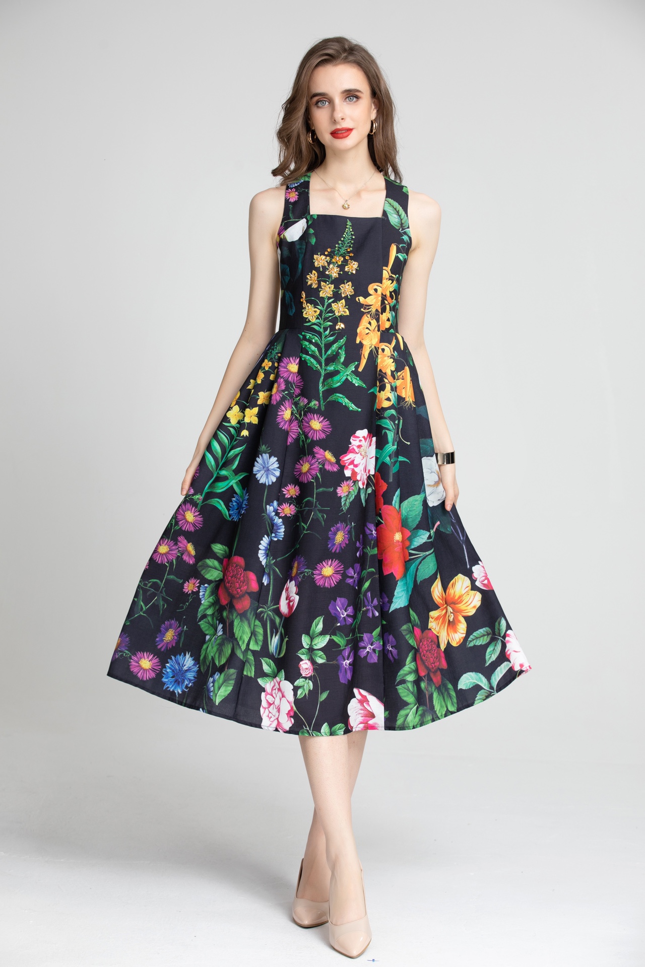 

Runway Dress 2023 European Fashion New Print Sling Dress 01, Black