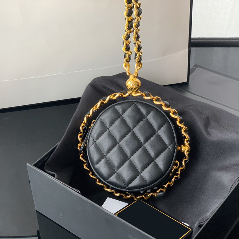 

Womens Designer Turn Round Vanity Quilted Mini Bags With Gold Metal Hardware Matelasse Chain Crossbody Shoulder Purse Cosmetic Case Outdoor Saoche Handbags 12CM, Box