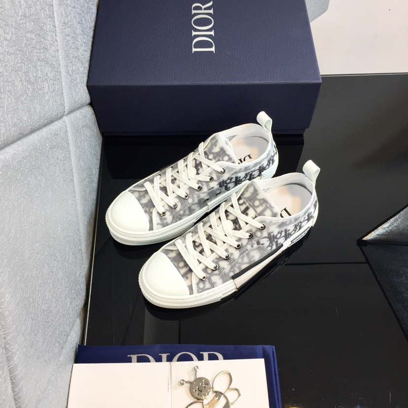 2023 spring slippers new presbyopia cookies small white shoes female leather platform board shoes casual sports shoes men's and women's co