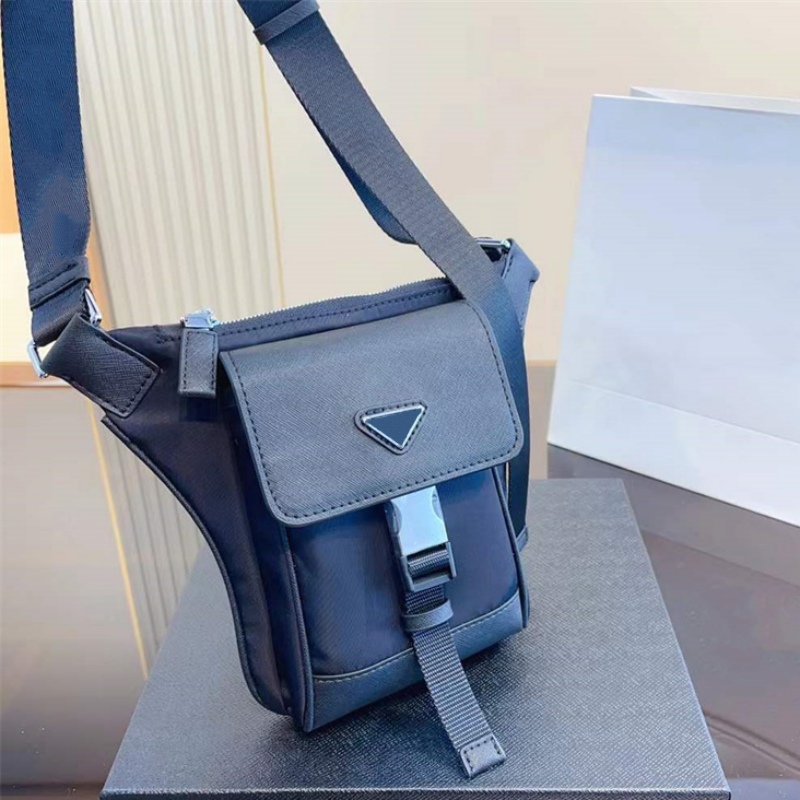 

Evening Bags Mens Phone Bags dsigner bag crossbody shoulder bag luxury men cross body waist purse Nylon Black Triangle 5A Quality, Black 1(18x16cm)
