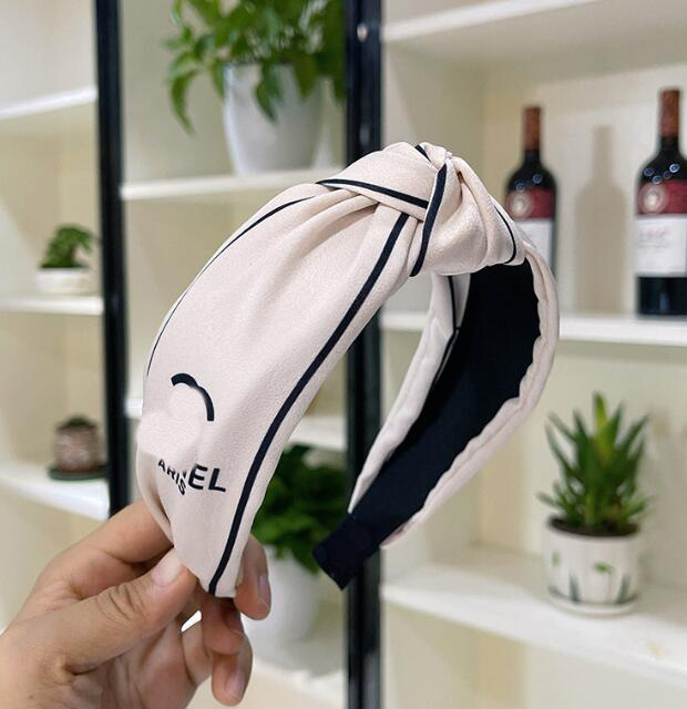 

Fashion Letter Headband Cloth Wide Edge Brand Designer Cross Knotted HairHoop Headbands or Women Outdoor Headwear Hair Clip Accessories