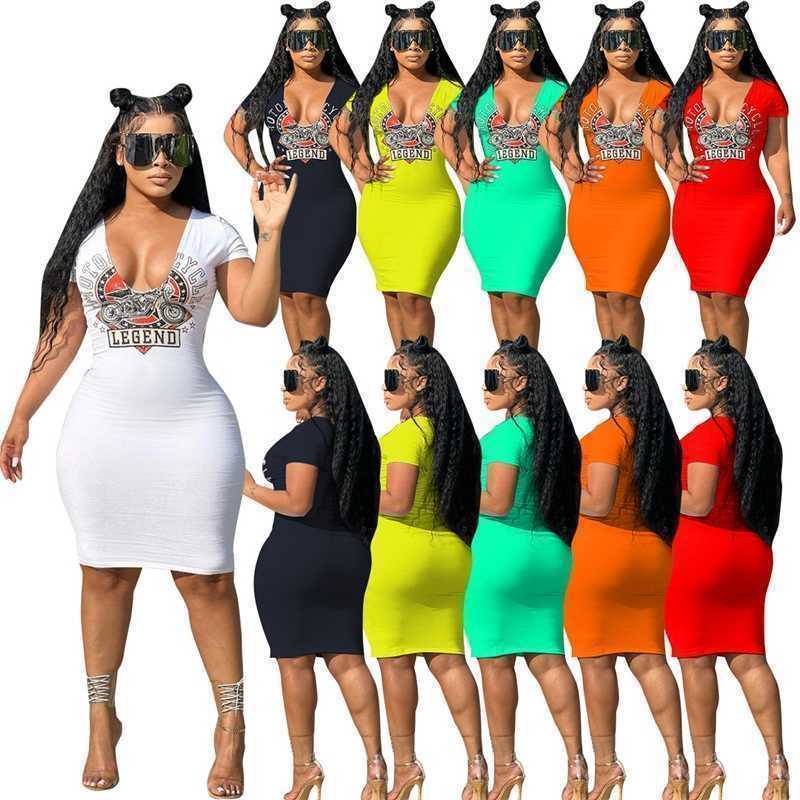 

3XLCausal Plus Size Dresses Designer 2023 New Women Slim Sexy Pattern Printed Large V-neck Dress Short Sleeve Clothing, Red9