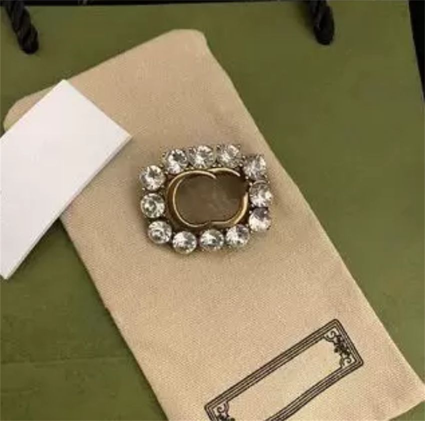 2023 Luxury Designer Jewelry Brooch Pin Famous Letter Diamond High Quality Ornaments Mens Women Dress Accessories Clothing Decoration 6-image-846928596