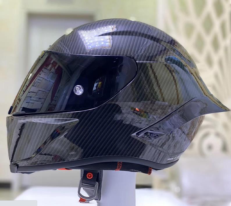 

Full Face Motorcycle Helmet Bright Black Fiber Glass Motorcycle Racing Helmet with Big Tail Spoiler, Picture