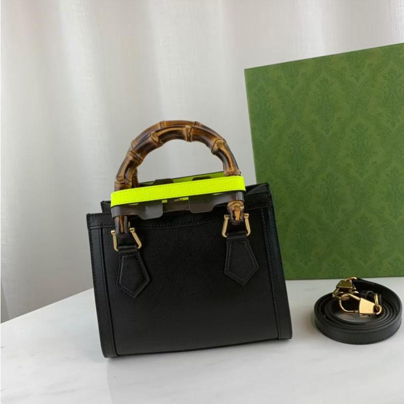 

Totes Classic retro Bamboo portable women Fashion Bags Totes Exquisite hardware BUCKLE shoulder strap crossbody messenger bag crossbody Hidr, Bubble