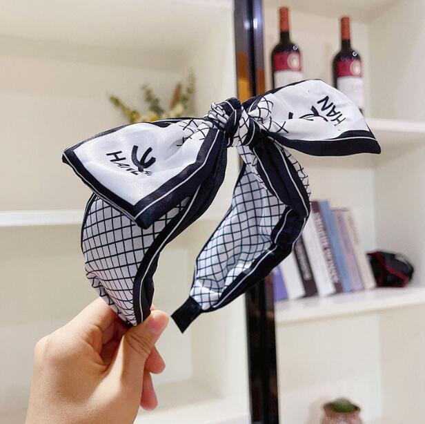 

Fashion Letter Headband Cloth Wide Edge Brand Designer Cross Knotted HairHoop Headbands or Women Outdoor Sports Headwear Hair Clip