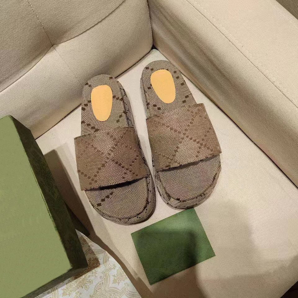 

designer slipper mens slippers embroidered canvas slip on slippers girls 60mm Canvas covered platform sandals and dust bags size 35-45