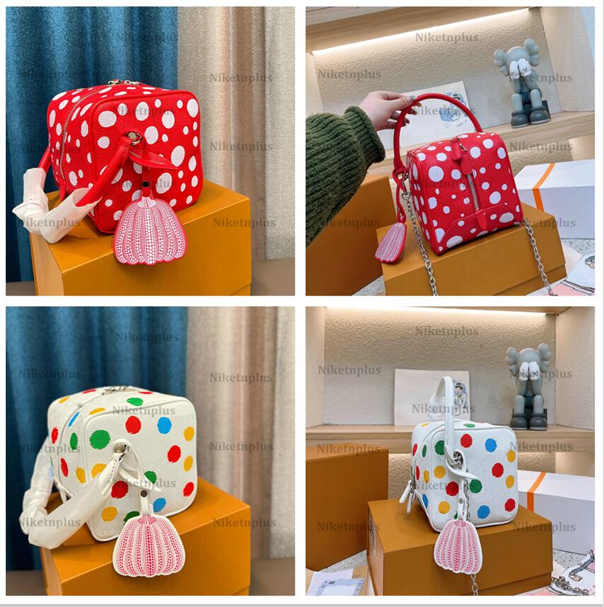 

2023ss YK Dots Yayoi Kusama Capucines Women Luxurys Designers Bags Totes Purses Crossbody Designer Bag vintage designer handbags, #2