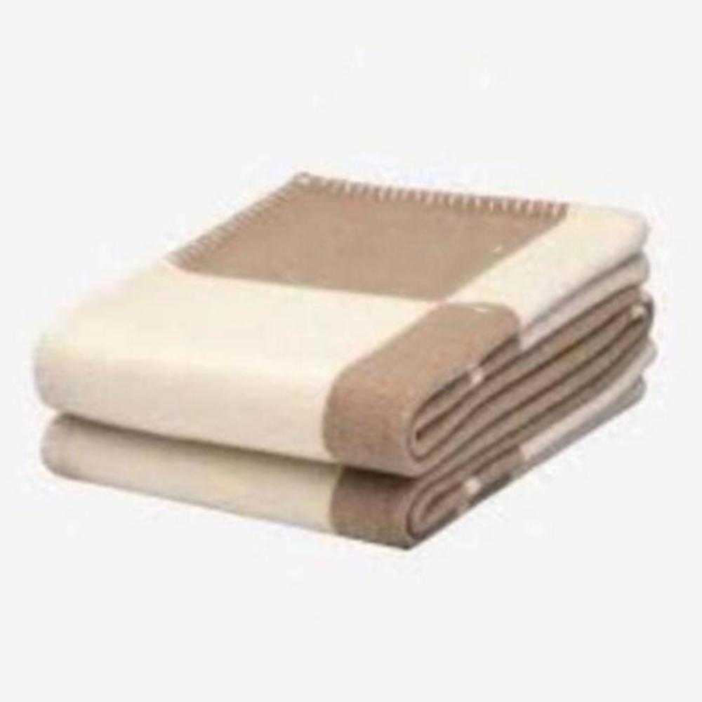 

NEW Letter Cashmere 2021 Blanket Soft Wool Scarf Shawl Portable Warm Plaid Sofa Bed Fleece Knitted Throw Blanket 140*170CM 3FL6