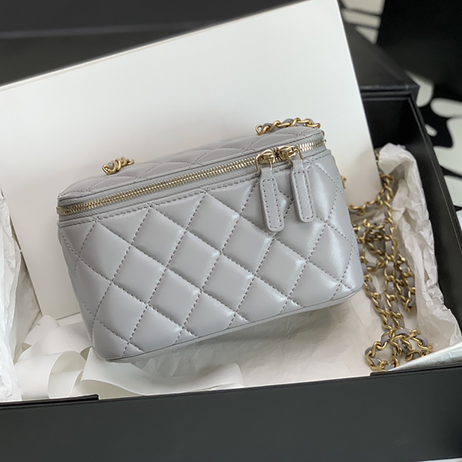 

10A Original quality Mini Cosmetic Bag genuine leather designer bags 22B 17cm Golden bead box bag With box C140