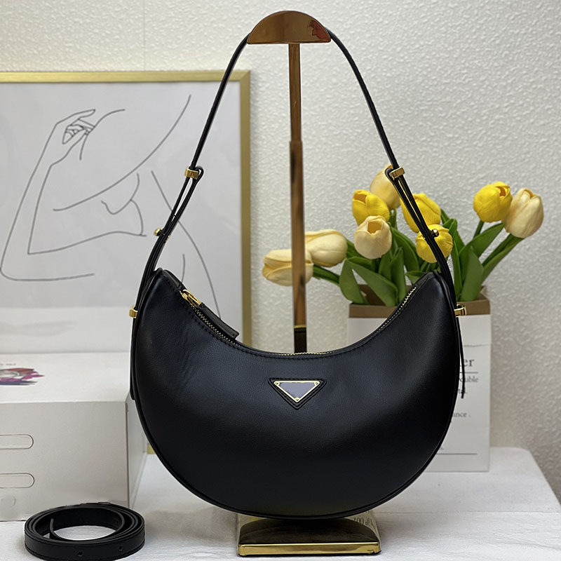 

Shoulder Underarm Bag Designer Crescent Moon Handbags Croissant Clutch Bags Women Crossbody Handbag Quality Zipper Luxury Purse Genuine Leather Pouch Long Strap