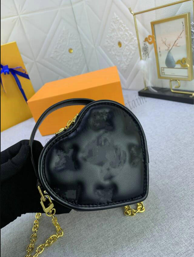 

L Mini Love Bag Women Handbag Pop My Heart Pouch monograms Quilted Leather Purse Gold Chain Designer Shoulder Bag Holder Wallet Girls Crossbody Coin Purses M81893, 01