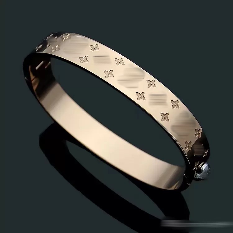 

Designer jewelry gold bracelet bracelet 18k gold bracelet engraved V letter bracelet simple cross pattern buckle love jewelry bracelet jewelry for men and women
