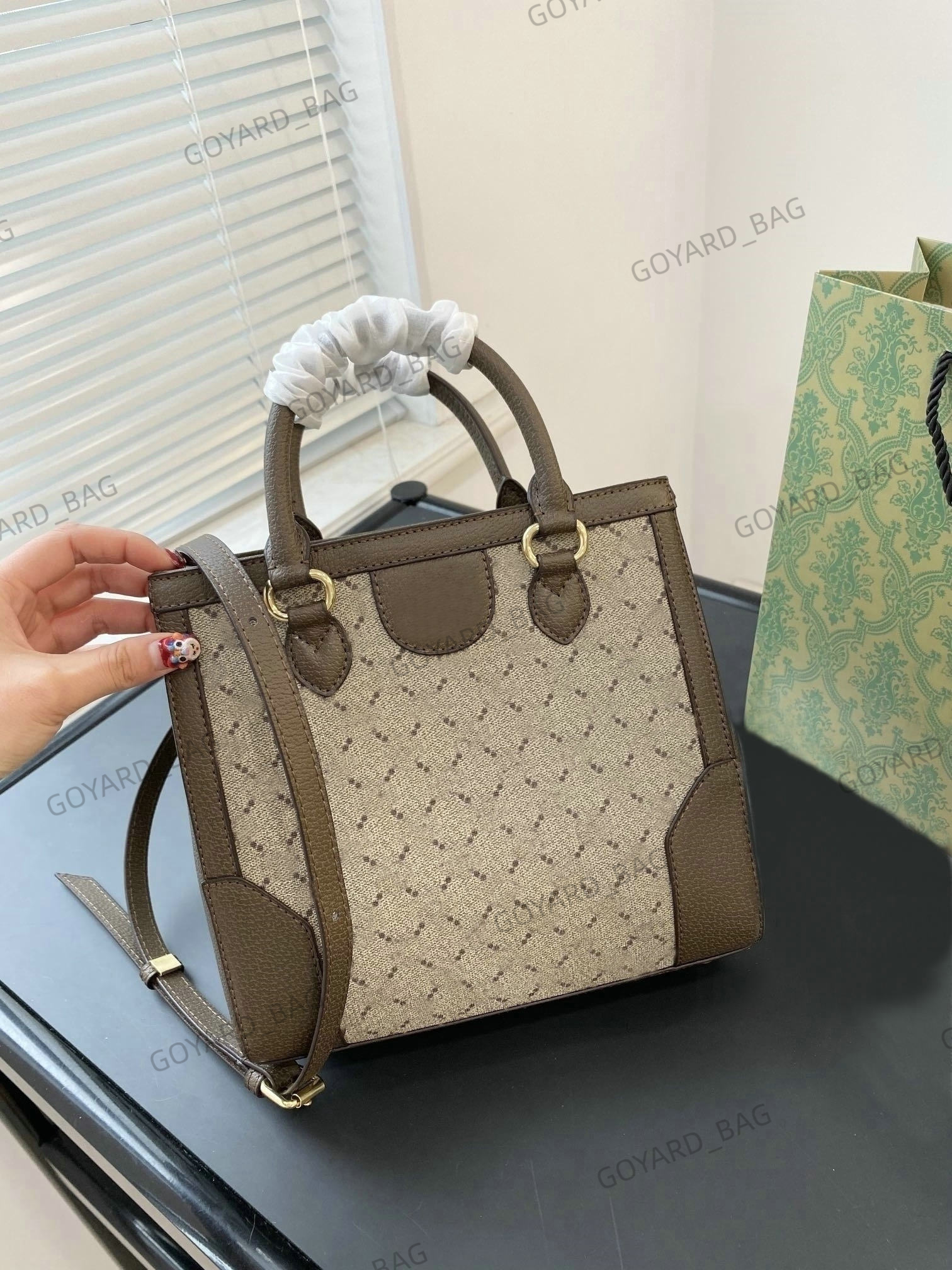 

Double G Tote Women Small Handbag Crossbody Bag Stylish Two Handle Adjustable Leather Strap Shoulder Bag Retro Clutch Messenger Bag