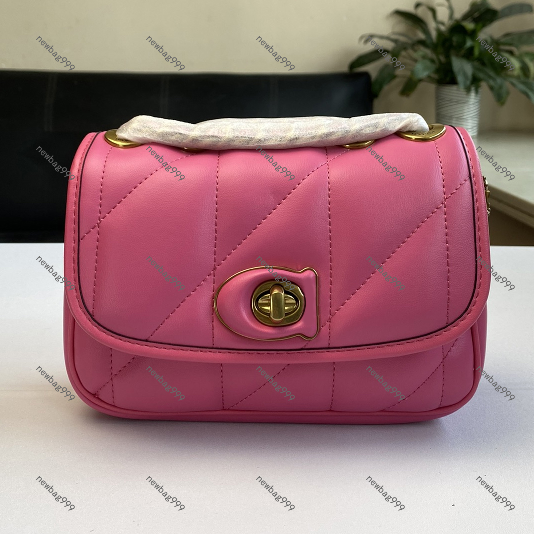 

2023 Designer C's pillow madison Shoulder Bag Women Pure Color Bacchus Bags Retro Hardware Cloudy Handbags Supper Soft Real Leather Baguette Bag Fashion Purse