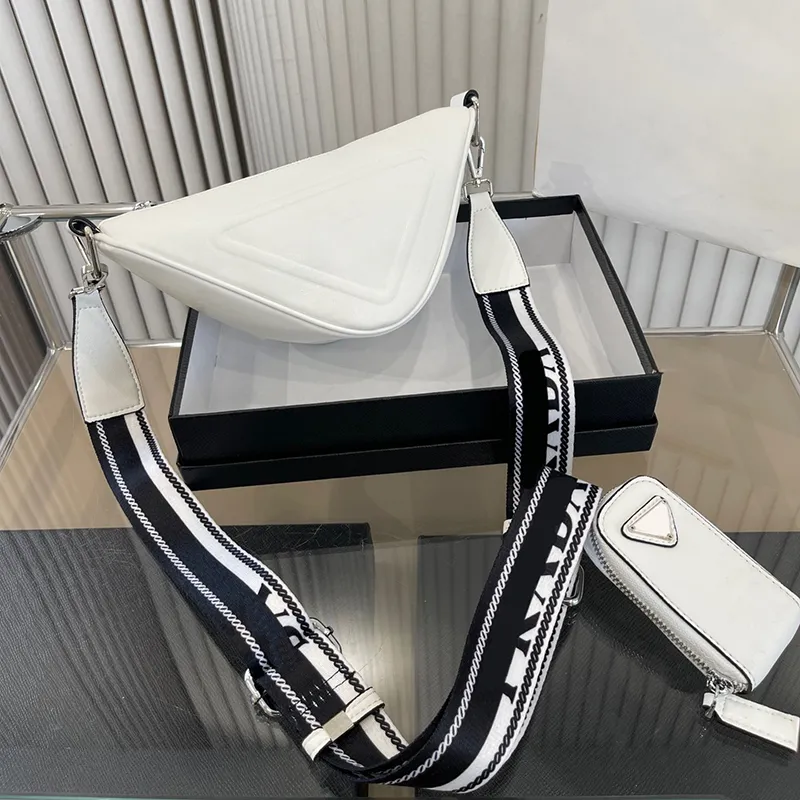 

Designer Mens Bumbags Womens Fanny Pack Triangle Pouch Waist Bag Teddy Crossbody Shoulder Bags Fashion Handbags Wallet Purses 2301131D, Yellow(with box)