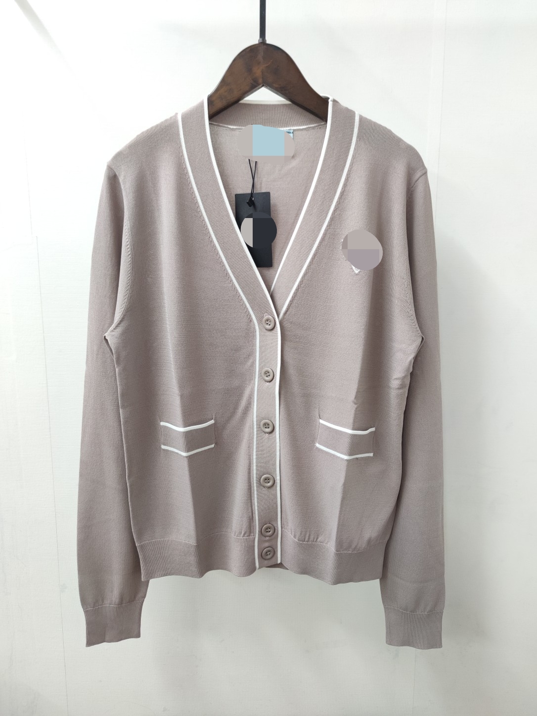 

306 2023 Spring Summer Women Sweater Long Sleeve V Neck Cardigan Brand Same Style Striped Pullover White Blue Womens qian66, Customize