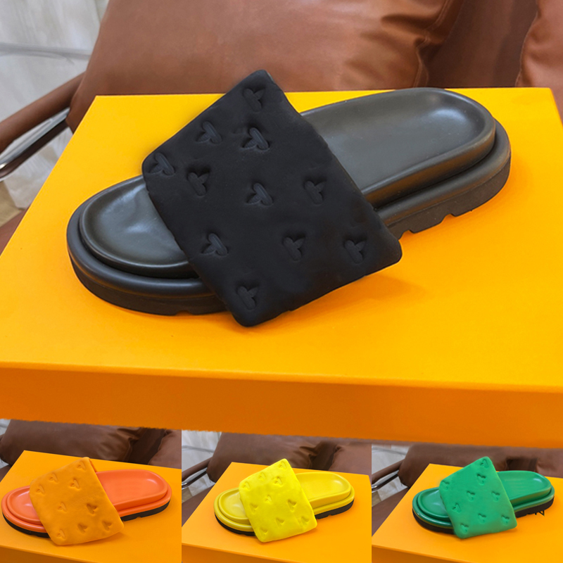 

Beach slippers Designer shoe men Classic Flat Summer Lazy slipper Cartoon Big Head flops leather mens Slides Hotel Bath women shoes Lady Sandals size 35-42-45 With box, Red[velcro]