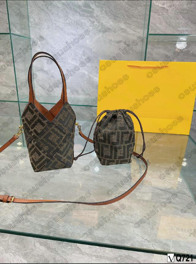 

MINI MON TRESOR Perforated Emboss Bucket Bag ROMA Womens Multicolor Handbags Black Fashion Knitting Designer Luxurys 2pcs Purses Leather Embroider Shoulder Bag, No bag