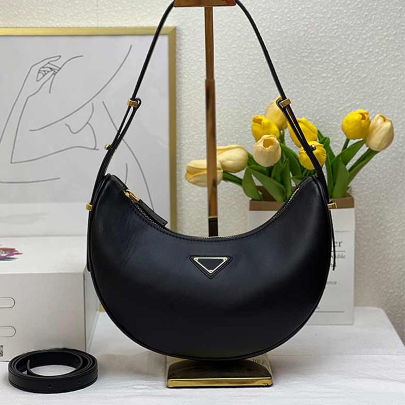

Crescent Bag Half Moon Handbag Crossbody Bags Ladies Clutch Handbags Genuine Leather two Shoulder Strap Fashion Letter Zipper Closure Pocket Gold Hardware