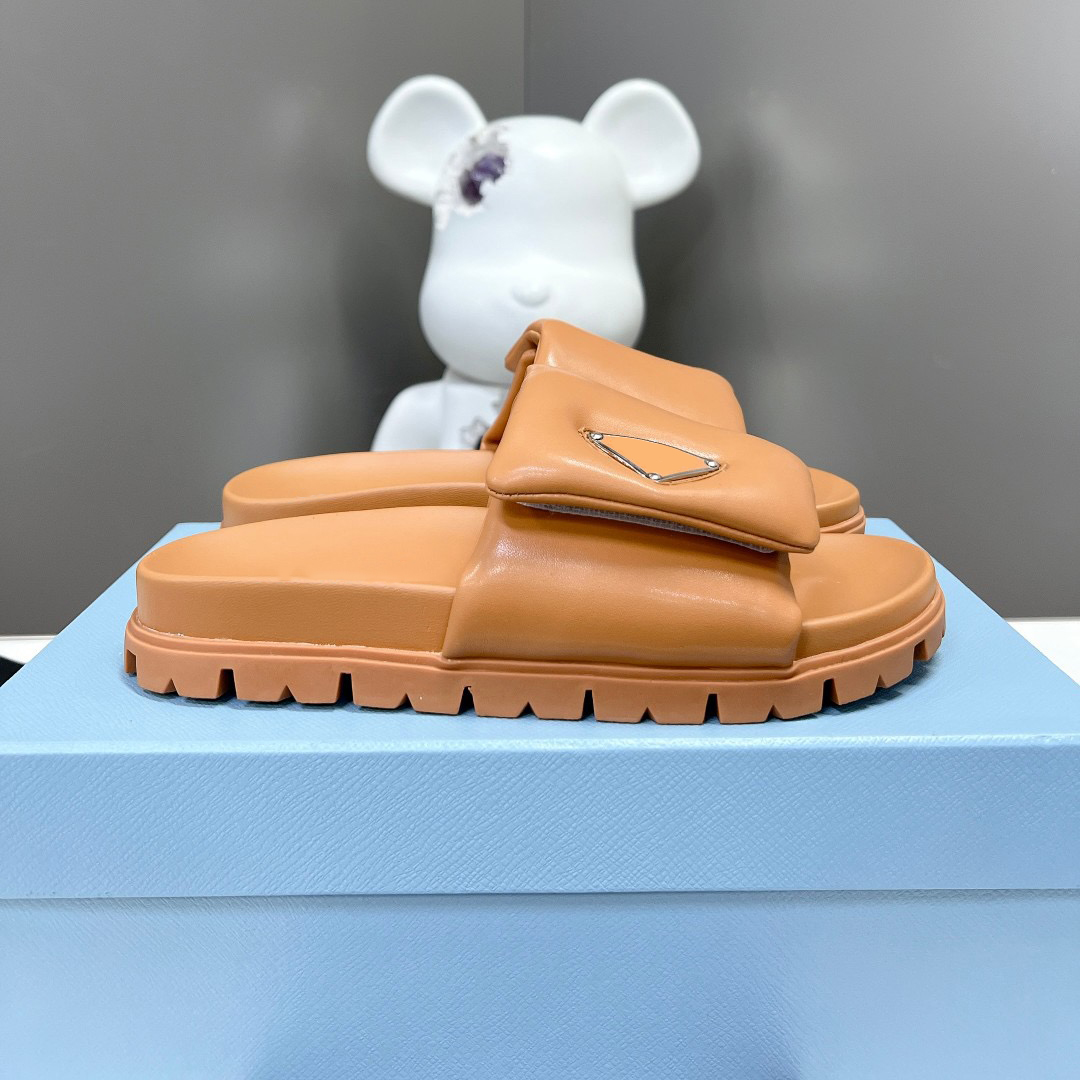 

Top Soft padded nappa leather slippers slide Summer Platform Sandals shoes slip-on triangle logo flats sandal women luxury designer slides slipper factory footwear