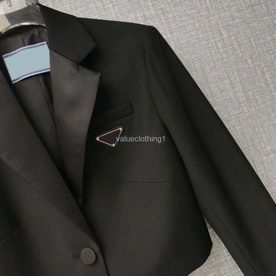 

Designer Women Two piece sets Dress 22s Suit skirt womens fashion tracksuit long jacket B3O7