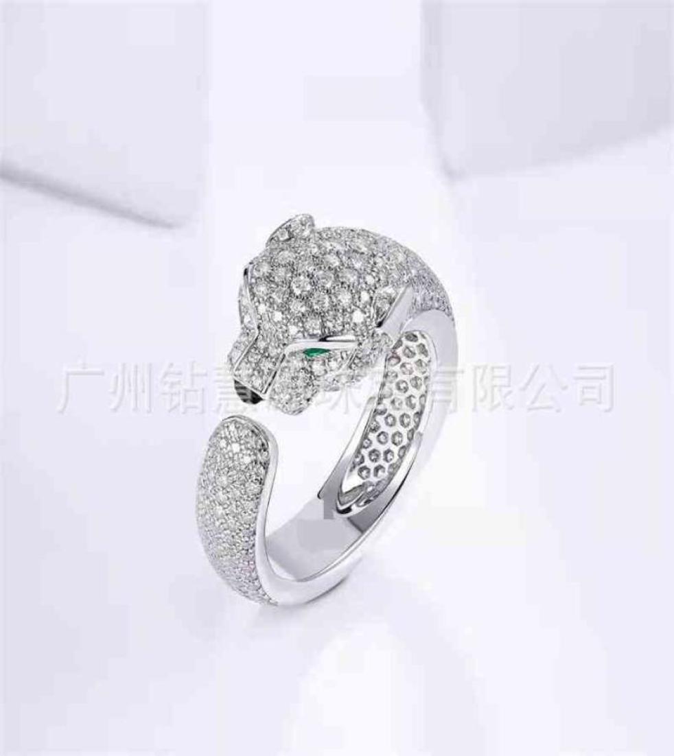 

Zunhuiyuan925 Silver Plated Platinum micro inlaid Mo sang stone leopard head ring men and women lovers hip hop3460727