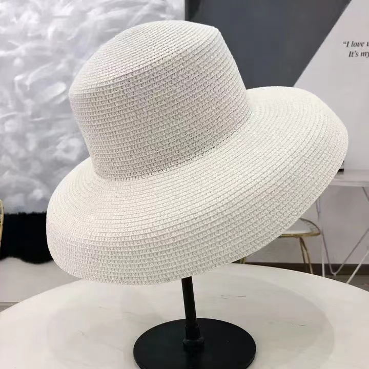 

2023 Audrey Hepburn straw hat sunken modelling tool bell-shaped big brim hat vintage high pretend bility tourist beach atmosphere CX200714, White