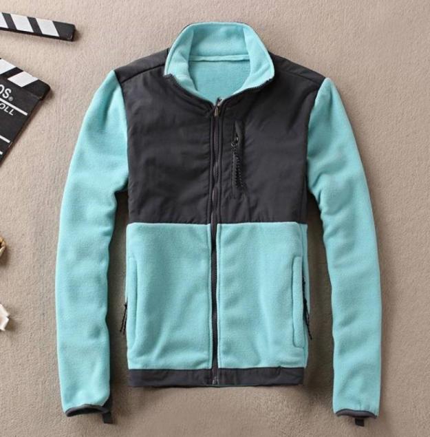 

2022 winter coats jackets womens outerwears designer winter face down windproof softshell fleece hoodies outdoor3146548
