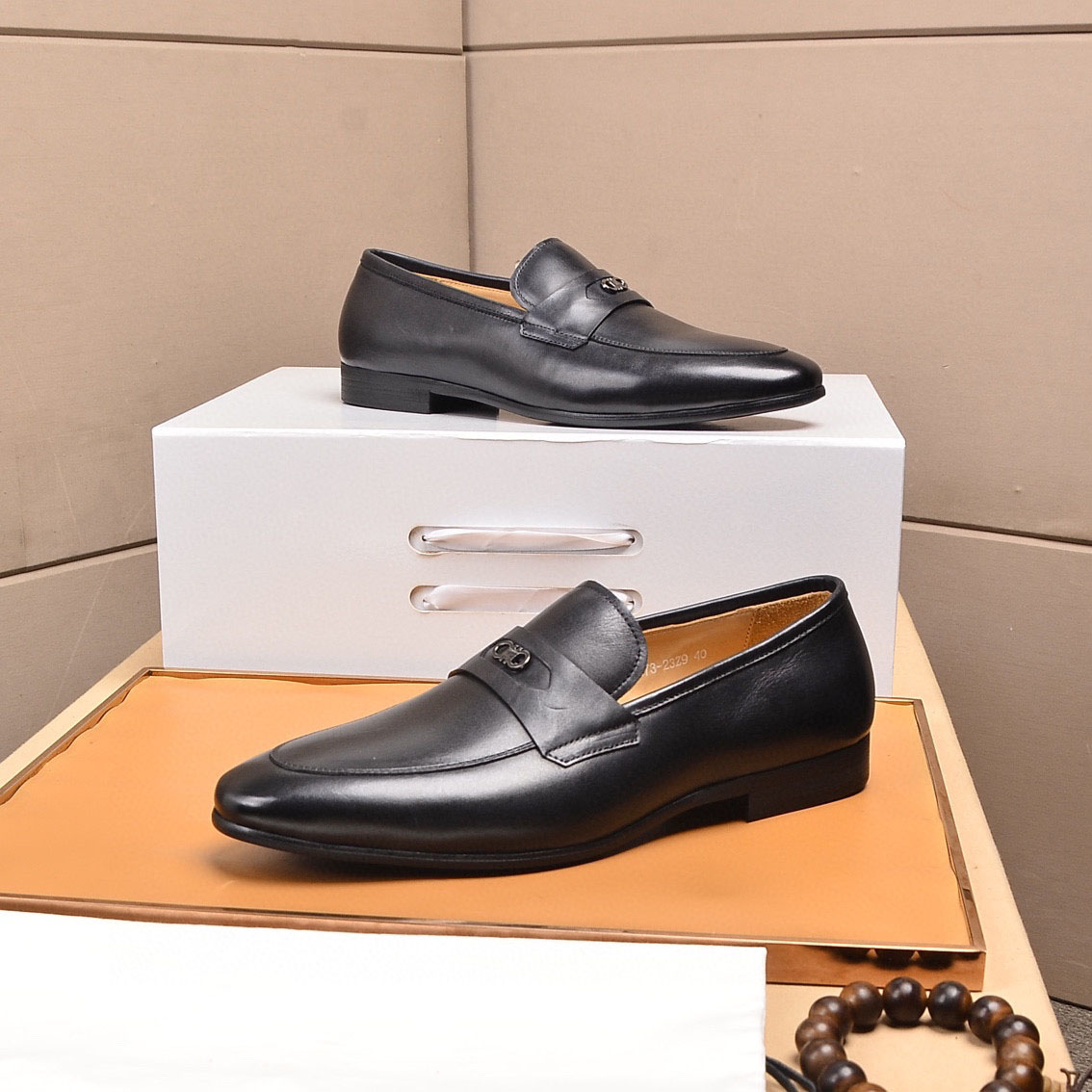 

Tops Original Mens Oxfords Dress Shoes Handmade Formal Business Full Grain Leather Slip On Casual Shoe Size 38-45, With brand logo 2214280