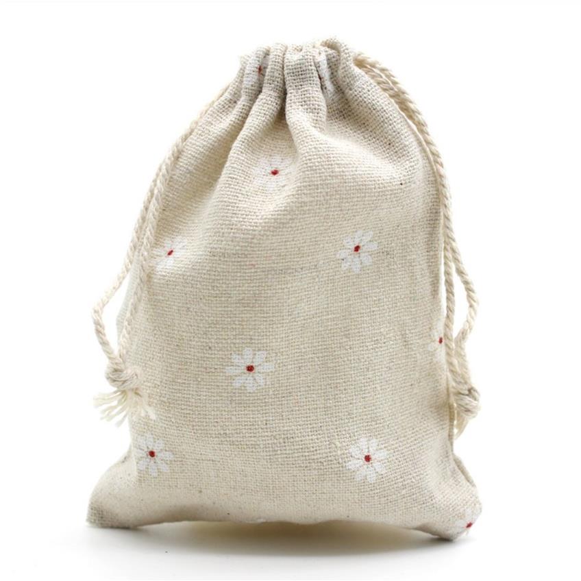 

White Daisy Linen Gift Bags 9x12cm 10x15cm 13x17cm pack of 50 Party Candy Favor Bag Holders Makeup Jewelry Drawstring Pouch313m