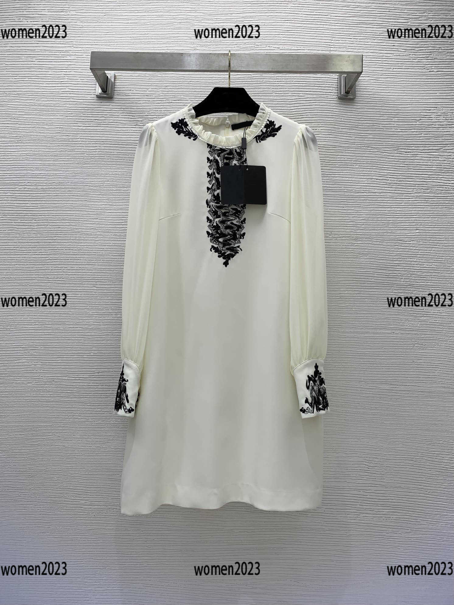 

women skirt ladies comfortable dress Size -XXL Embroidered single breasted decoration Spring sexy fashion new product Mar06, Black