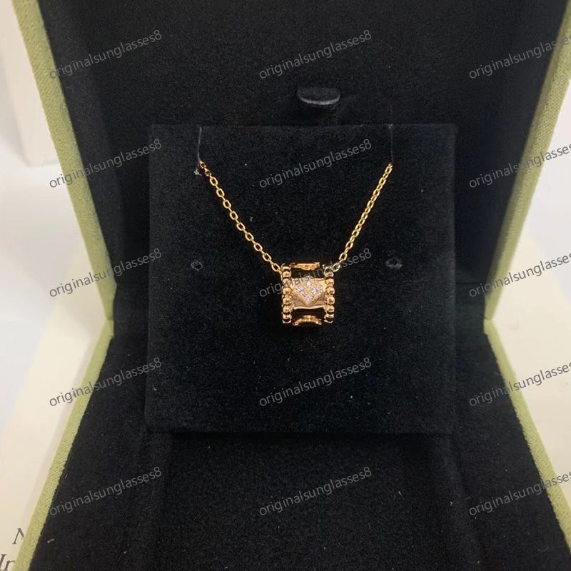 

necklace designer for women chain 4leaf grass 100% silver necklace for men Pendant Necklace new fashion style necklaces women Bangle necklace top jewelry