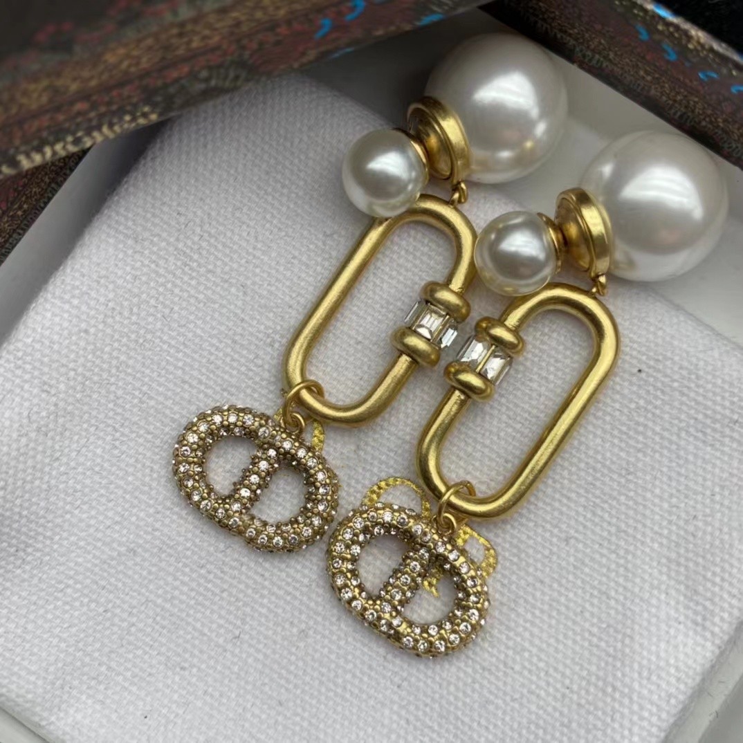 

double pearl earrings Pearl Earrings Diamond earrings upscale fashion