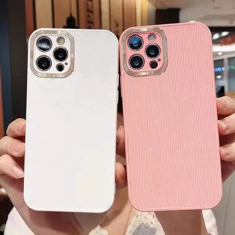 

Fashion Phone Cases Covers for iPhone 14 13 12 11 Pro Max 11 Pro 12 Pro 13pro 13 Promax X XR XS XSMAX Case PU Leather Shell Designer With Metal Frame for Camera len 7 Colour, Black