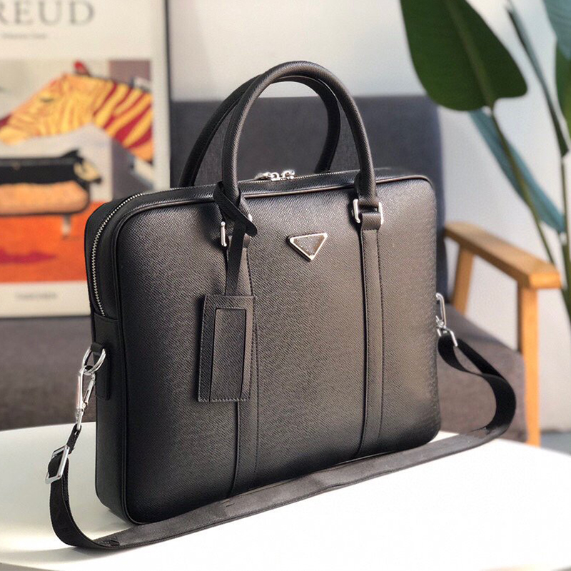 

Luxurys Designers Bags Briefcase Men Business Package Hots Sale Laptop Computer Bag Leather Handbag Messenger High Capacity Shoulder Handbags Versati, Black