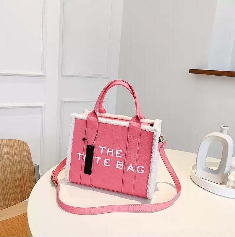 

PU THE TOTE Leather Marc Handbags Bag with Large Capacity Shoulder for Women Letter Printed Tote Bag Multi Colors Totes Purse, White