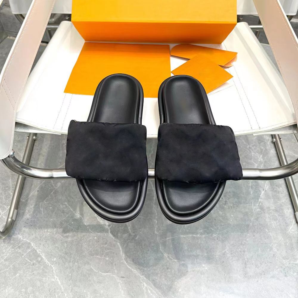 

Designers Slippers Calfskin Women Sandals POOL PILLOW COMFORT Sandal Hook Loop Fastener Mules Slipper Rubber Slides, 17