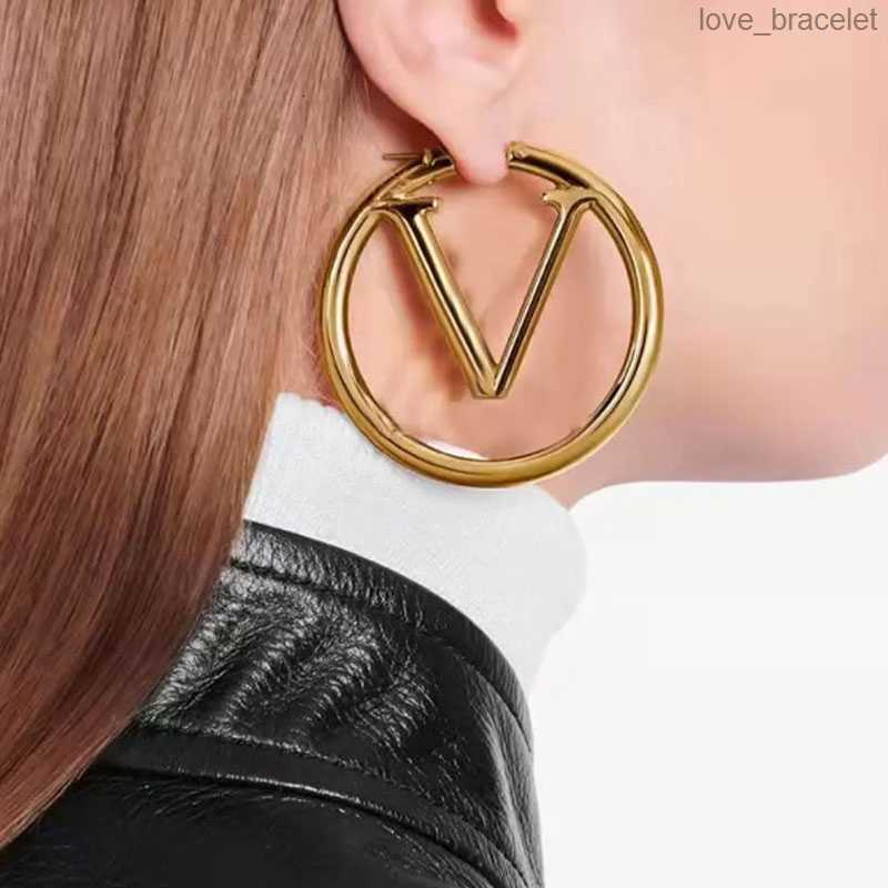 

Luxury big gold hoop earrings for lady women 4cm orrous girls ear studs set Designer Jewelry earring Valentine's Day Gift engagement for