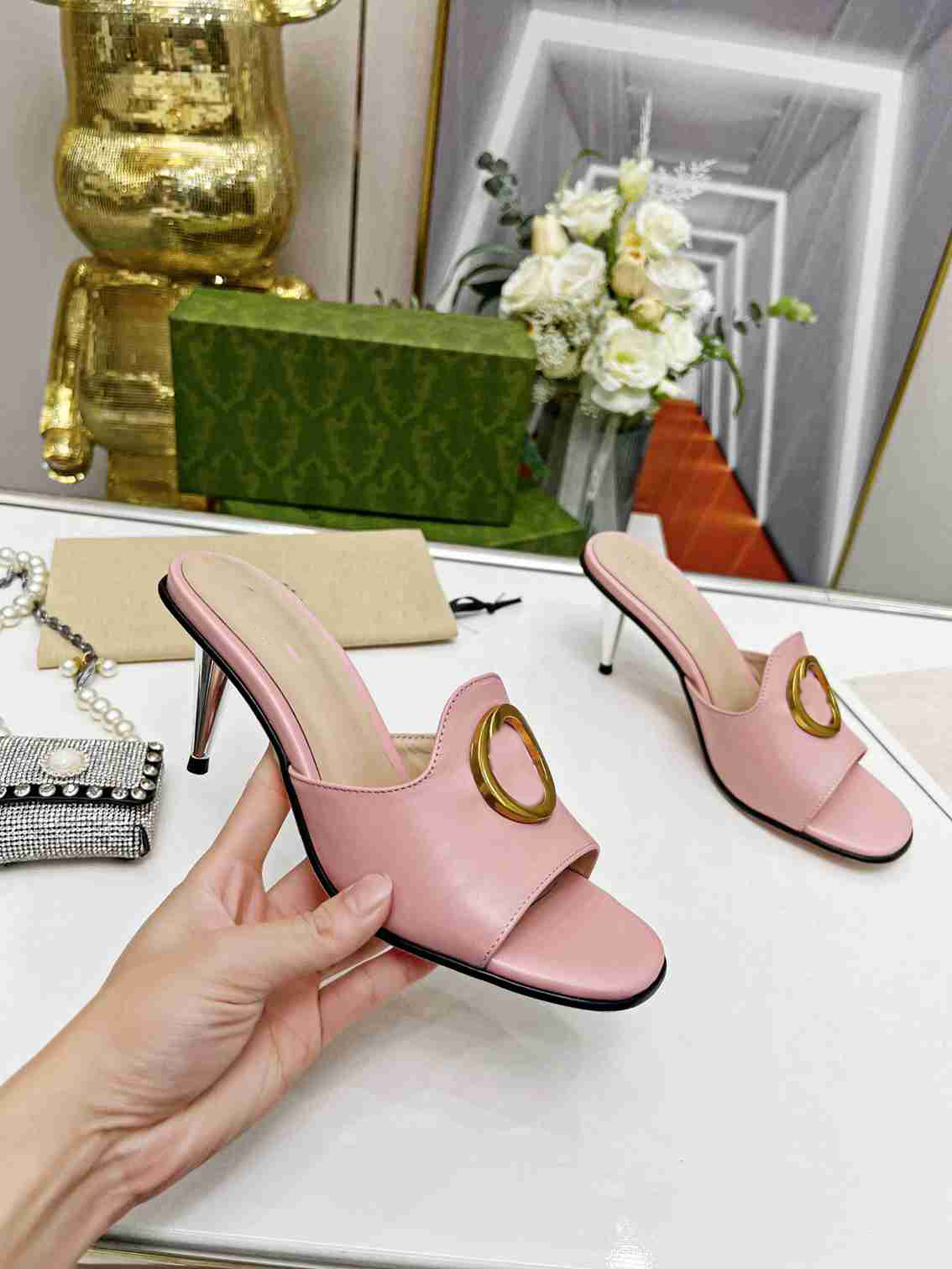 

Summer classic fashion flat sandals luxury designer women's shoes channel thick bottom casual open-toe fashion women's shoes beach sandals K04